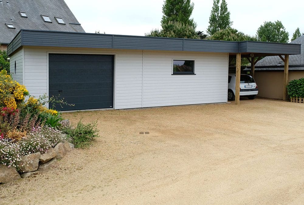 Garage toit plat bardage bois laqué